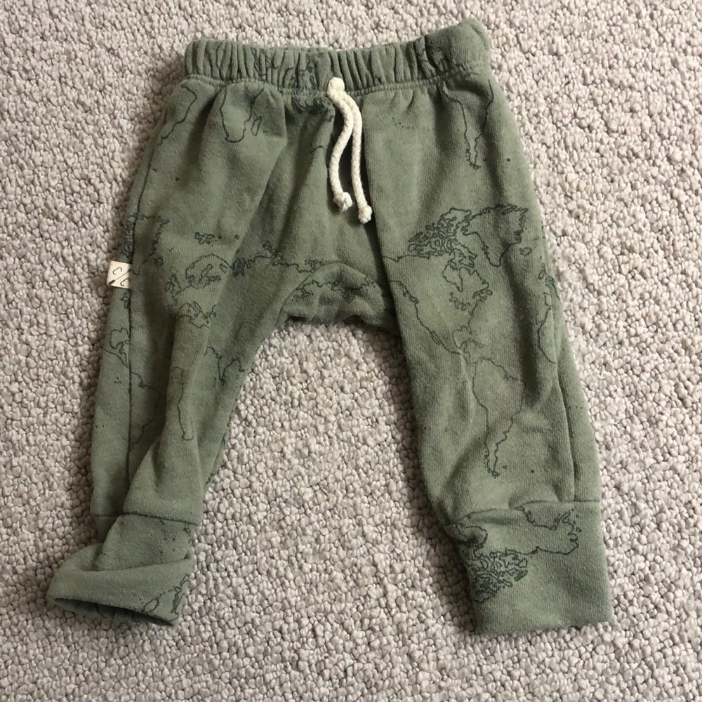 Childhood’s Clothing Map Pants 6-12 months